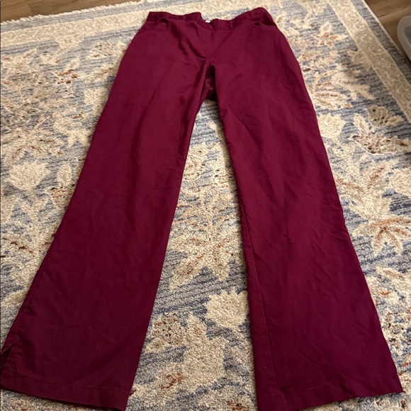 Greys Anatomy scrub set - Picture 4 of 8